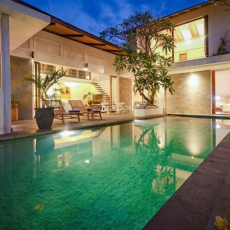 Bias Villa Seminyak Exteriör bild