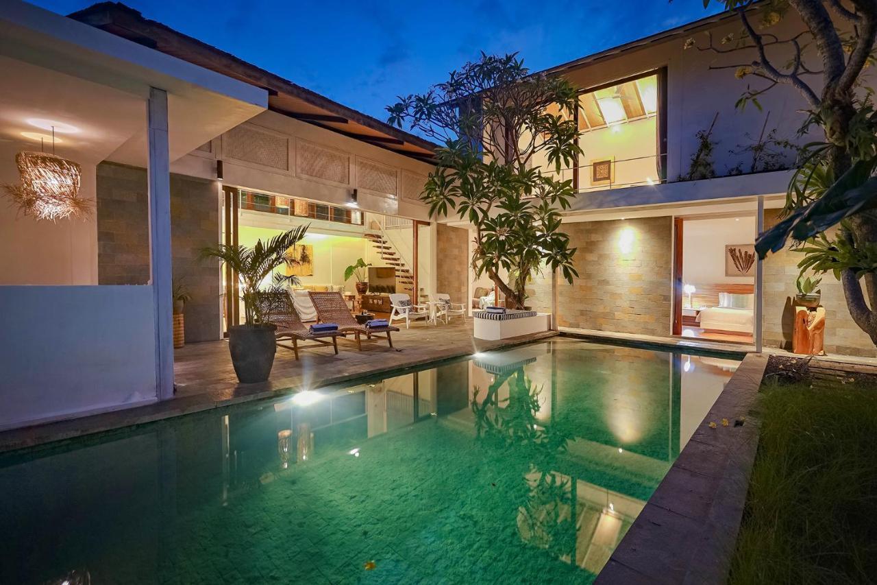 Bias Villa Seminyak Exteriör bild
