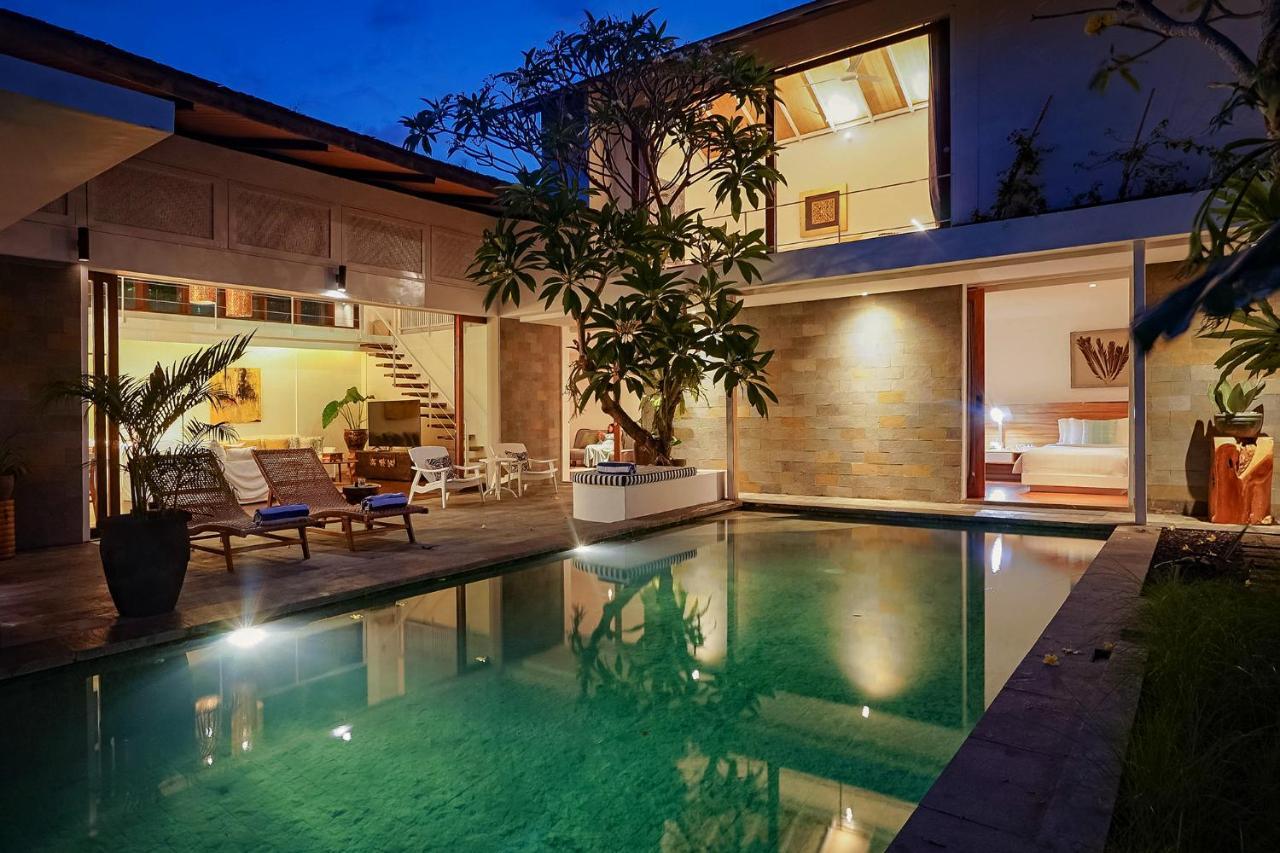 Bias Villa Seminyak Exteriör bild