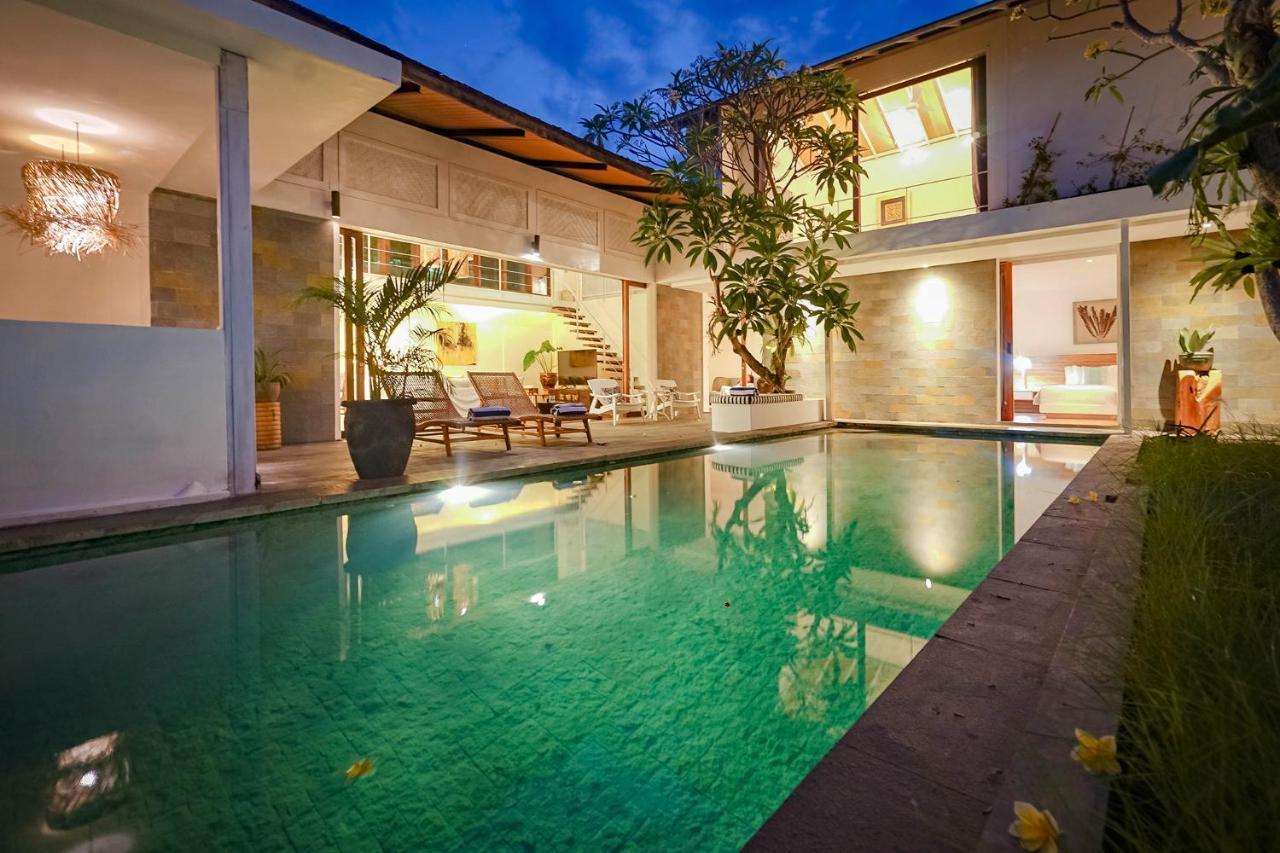 Bias Villa Seminyak Exteriör bild