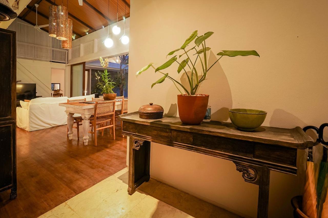 Bias Villa Seminyak Exteriör bild